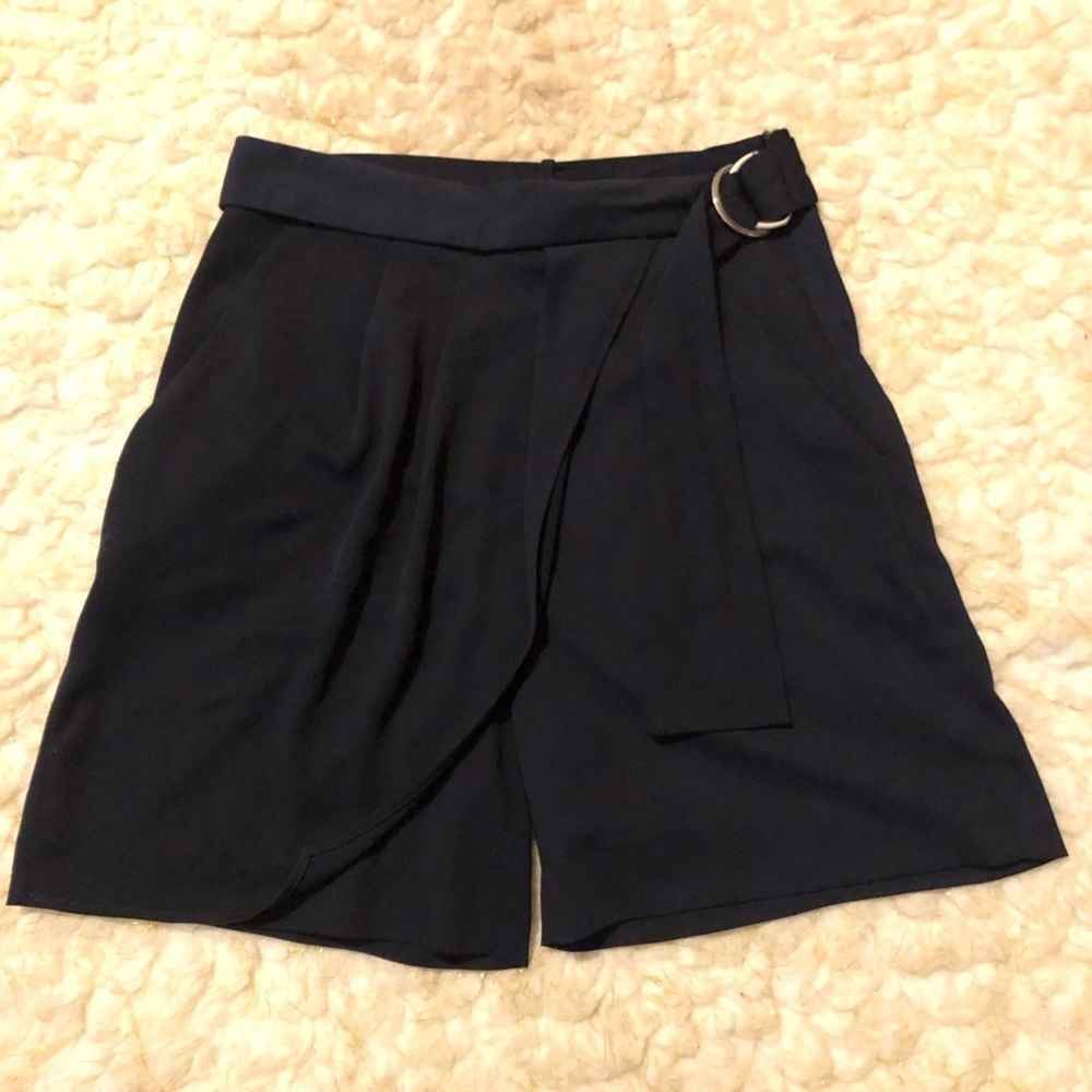 ⭐️ Zara Navy Blue Skort - Picture 2 of 6